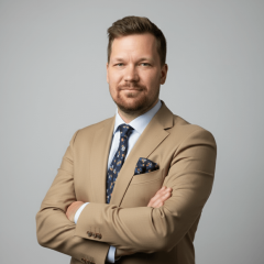 cservenak_laszlo_img